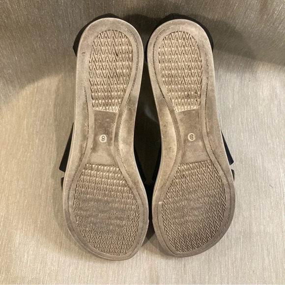 EILEEN  FISHER Sz 8 Tumbled Leather Crisscross Sports Zipper Closure Sandals - Picture 7 of 11